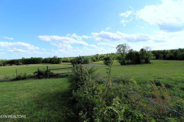 1038 Newton Lane, Crossville, TN 38572