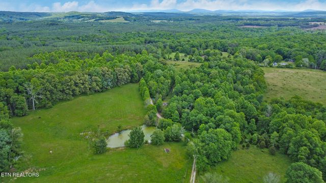 1038 Newton Lane, Crossville, TN 38572