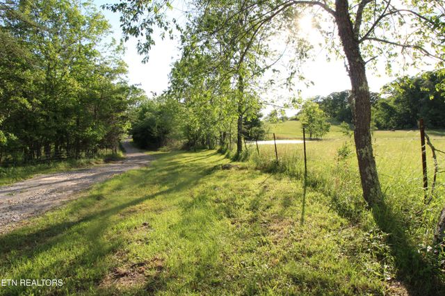 1038 Newton Lane, Crossville, TN 38572