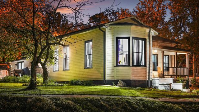 306 Pine Avenue, South Pittsburg, TN 37380