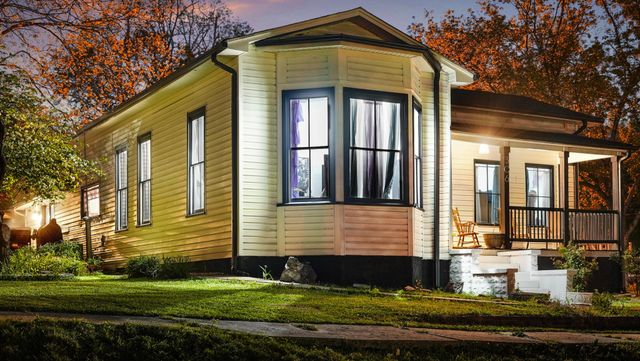 306 Pine Avenue, South Pittsburg, TN 37380