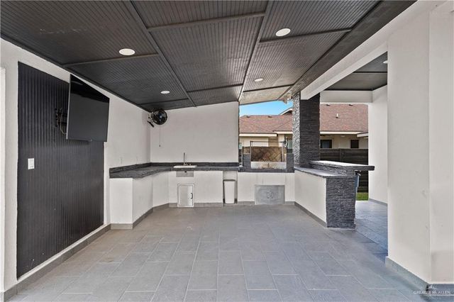 1615 Lago Delton Drive, Edinburg, TX 78542