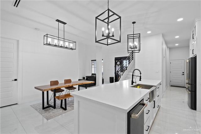 1615 Lago Delton Drive, Edinburg, TX 78542