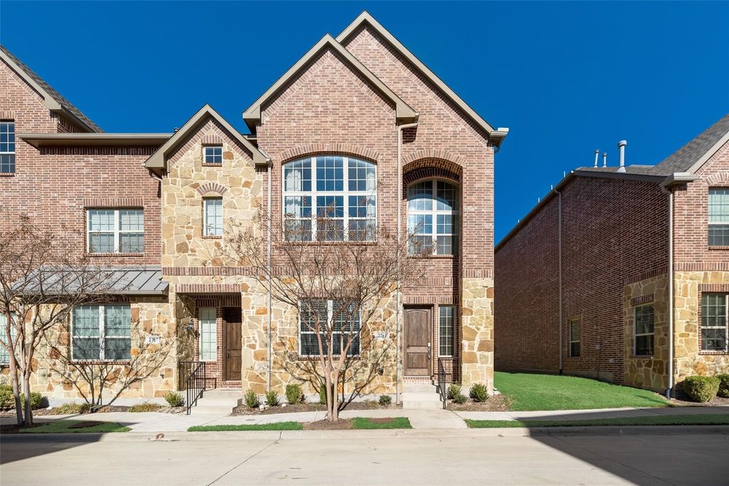 2761 Troutt Drive, Carrollton, TX 75010