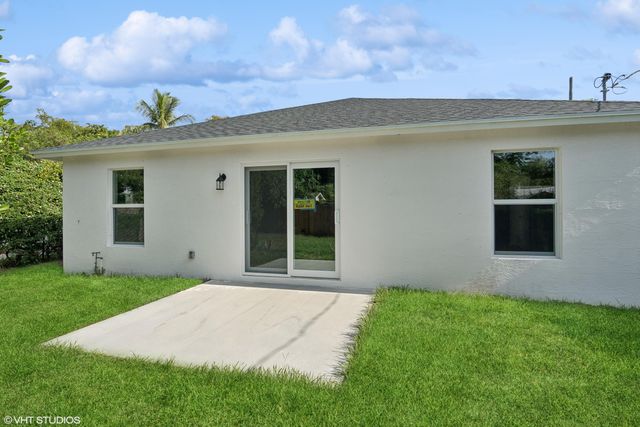 636 35TH Street, West Palm Beach, FL 33407