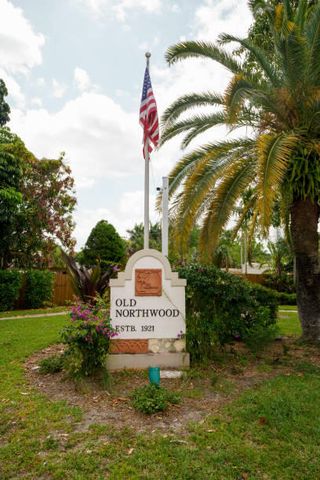 636 35TH Street, West Palm Beach, FL 33407