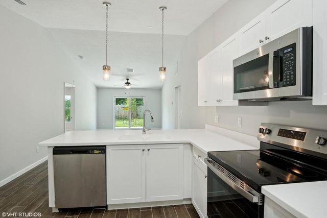 636 35TH Street, West Palm Beach, FL 33407