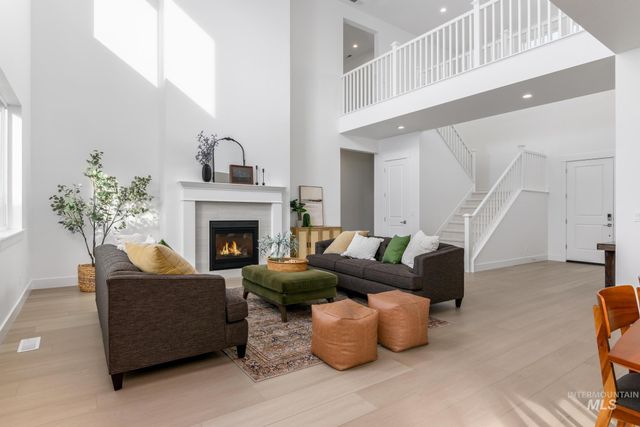 1309 W Grassland Ct, Middleton, ID 83644