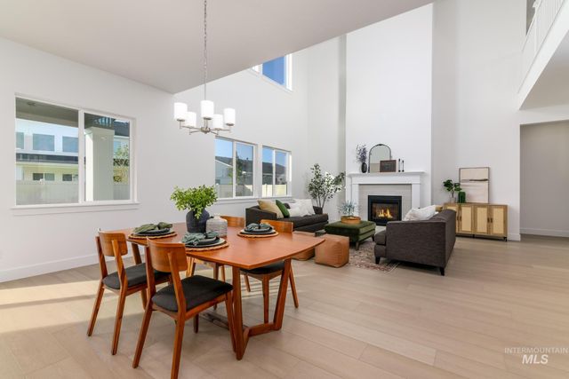 1309 W Grassland Ct, Middleton, ID 83644