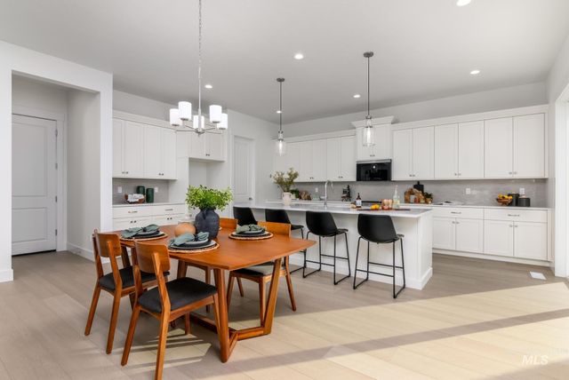 1309 W Grassland Ct, Middleton, ID 83644