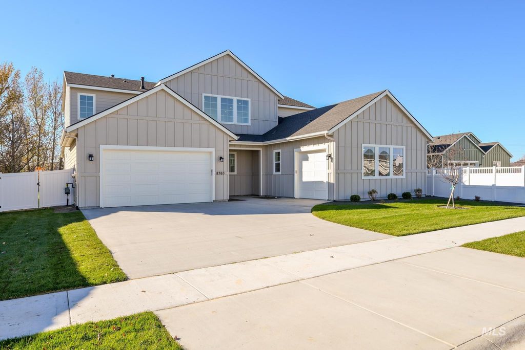 1309 W Grassland Ct, Middleton, ID 83644