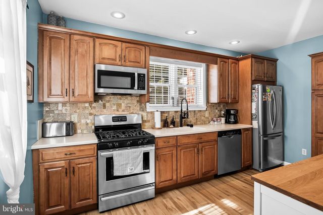 260 FAIRVIEW AVE, West Berlin, NJ 08091