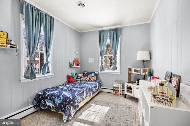 260 FAIRVIEW AVE, West Berlin, NJ 08091