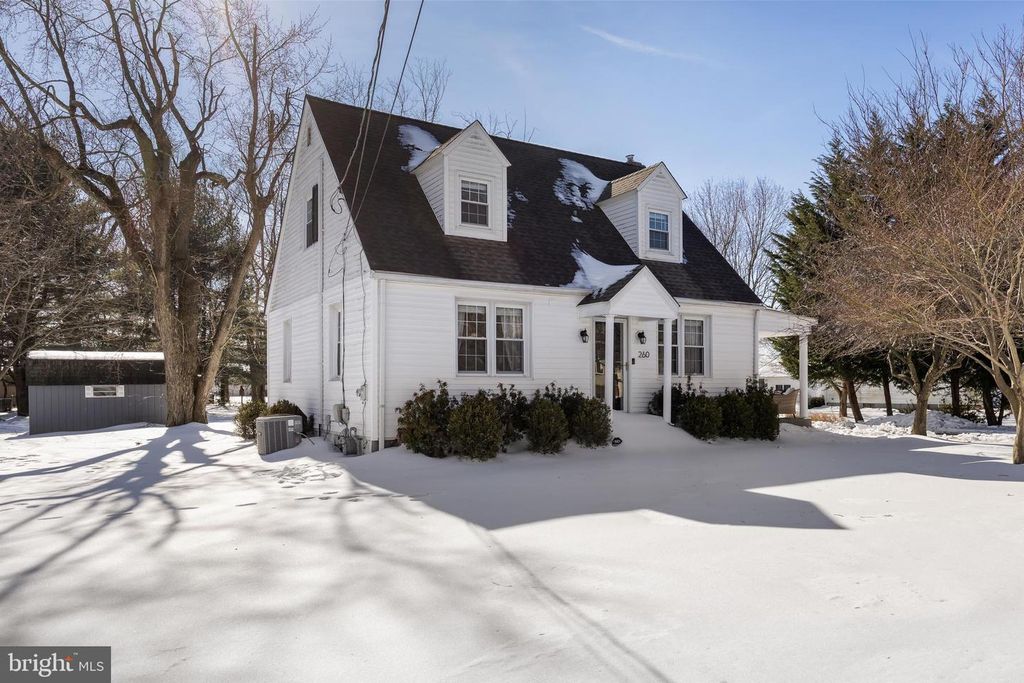 260 FAIRVIEW AVE, West Berlin, NJ 08091