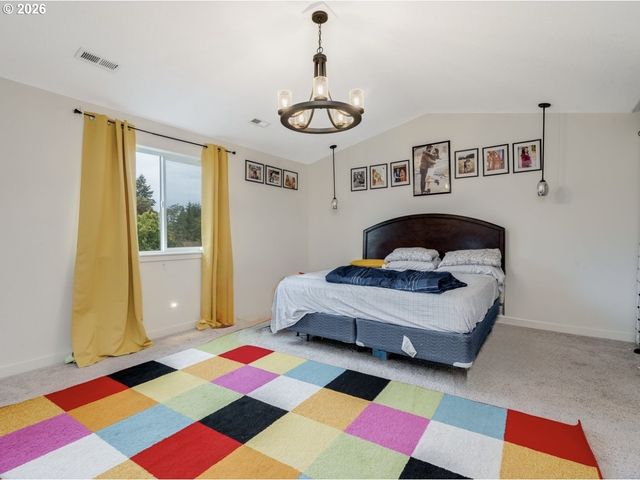 579 Nw ADAMS Ave, Hillsboro, OR 97124