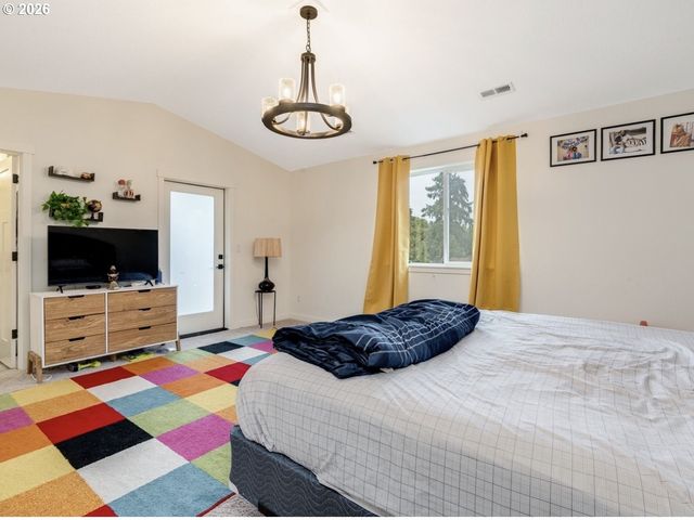 579 Nw ADAMS Ave, Hillsboro, OR 97124