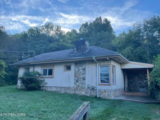 4656 Singleton Station Rd, Louisville, TN 37777