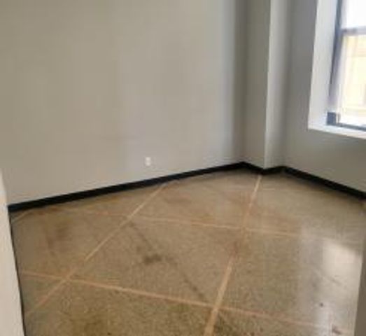 350 Saint Peter Street 503, Saint Paul, MN 55102