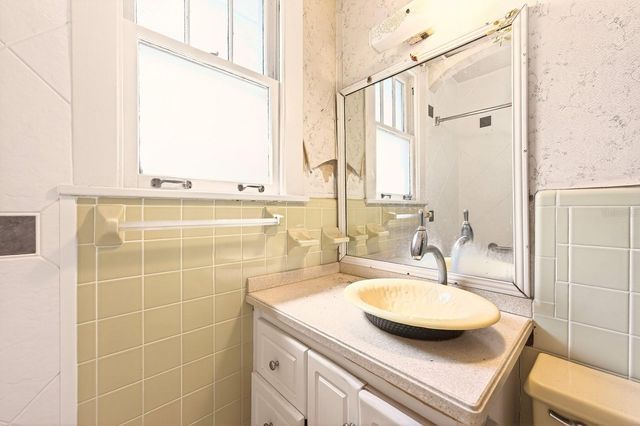 1318 S PARK AVENUE, Sanford, FL 32771