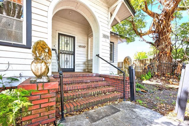 1318 S PARK AVENUE, Sanford, FL 32771