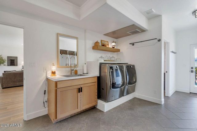 1605 N Page Springs Road, Cornville, AZ 86325