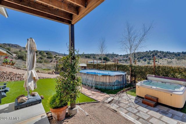 1605 N Page Springs Road, Cornville, AZ 86325