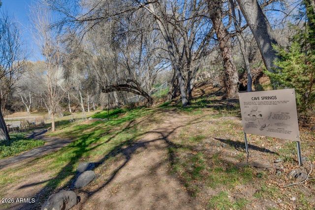 1605 N Page Springs Road, Cornville, AZ 86325