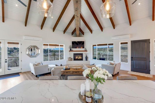 1605 N Page Springs Road, Cornville, AZ 86325