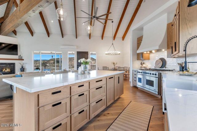 1605 N Page Springs Road, Cornville, AZ 86325