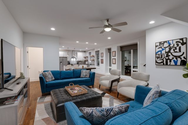 2711 Biloxi Ave, Nashville, TN 37204