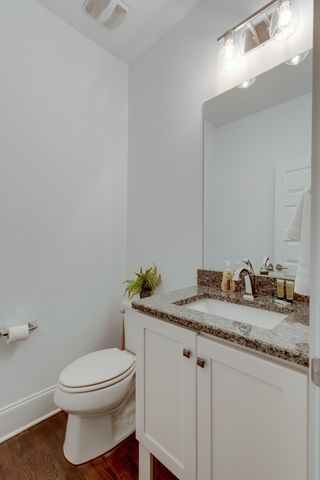 2711 Biloxi Ave, Nashville, TN 37204