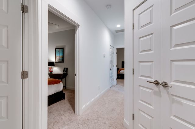 2711 Biloxi Ave, Nashville, TN 37204