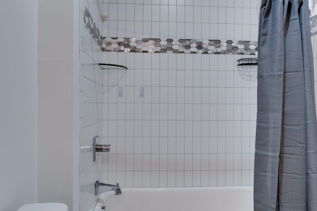 2711 Biloxi Ave, Nashville, TN 37204