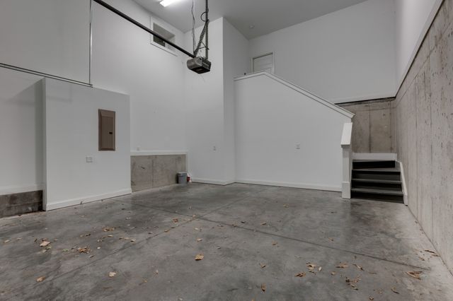 2711 Biloxi Ave, Nashville, TN 37204