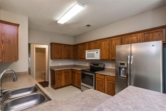 2404 Glenhaven Drive, Mckinney, TX 75071
