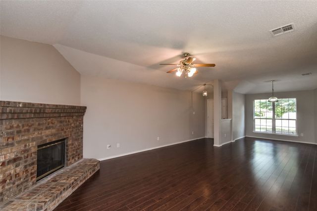 2404 Glenhaven Drive, Mckinney, TX 75071