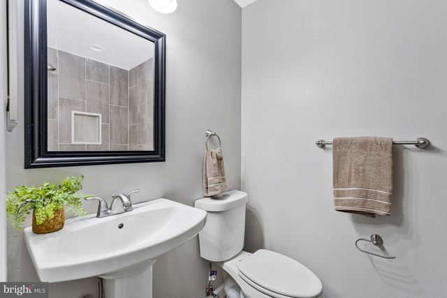 12336 FIELD LARK CT, Fairfax, VA 22033