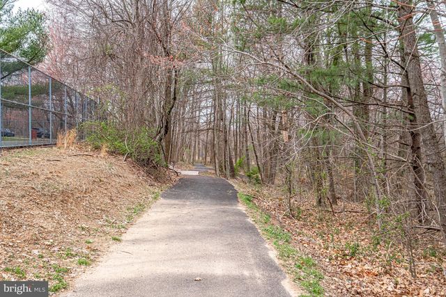 12336 FIELD LARK CT, Fairfax, VA 22033