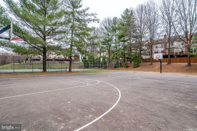 12336 FIELD LARK CT, Fairfax, VA 22033