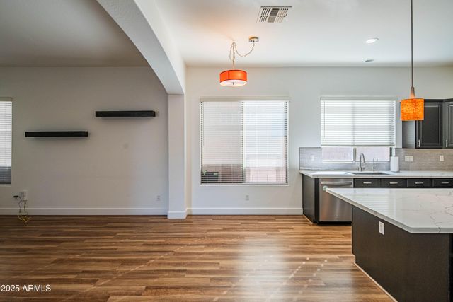 1544 E GRAND CANYON Drive, Chandler, AZ 85249