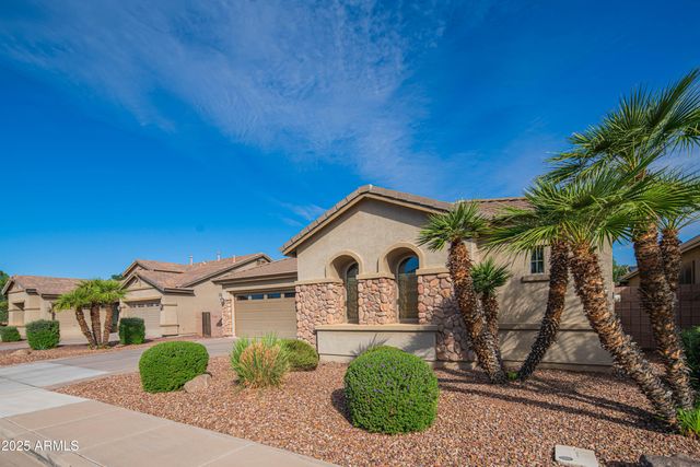 1544 E GRAND CANYON Drive, Chandler, AZ 85249