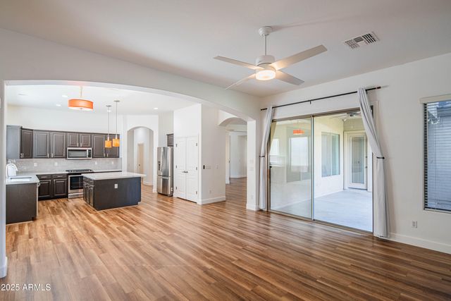 1544 E GRAND CANYON Drive, Chandler, AZ 85249