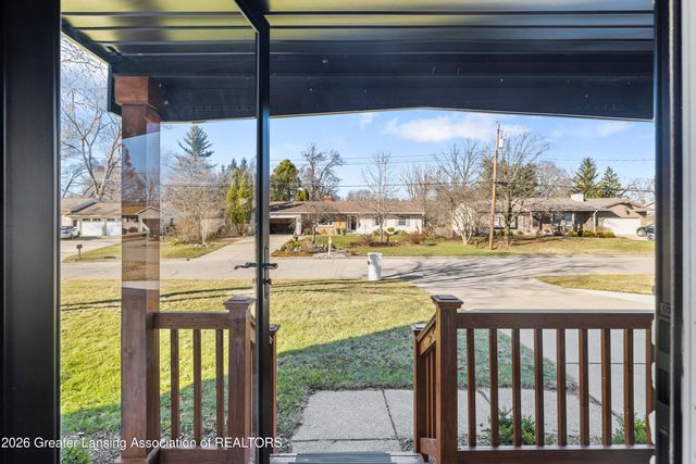 10088 Lafayette Lane, Dimondale, MI 48821