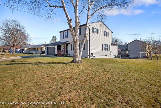 10088 Lafayette Lane, Dimondale, MI 48821