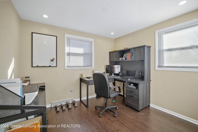 10088 Lafayette Lane, Dimondale, MI 48821