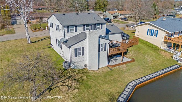 10088 Lafayette Lane, Dimondale, MI 48821