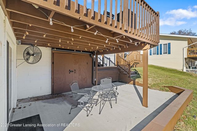 10088 Lafayette Lane, Dimondale, MI 48821