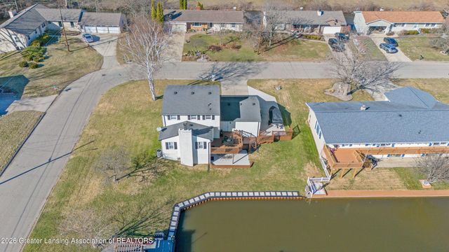 10088 Lafayette Lane, Dimondale, MI 48821