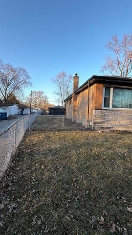 523 E 149th Street, Harvey, IL 60426