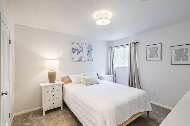 1565 Beaconshire Road, Houston, TX 77077